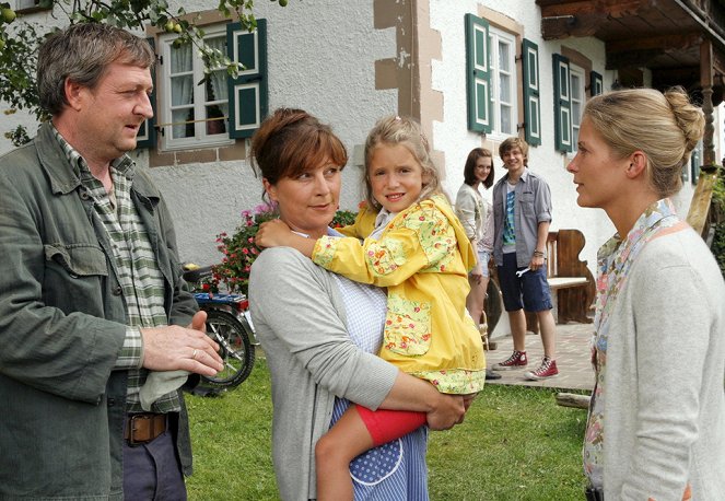 Garmischer Bergspitzen - Film - Maximilian Krückl, Bettina Redlich, Pauline Brede, Valerie Niehaus