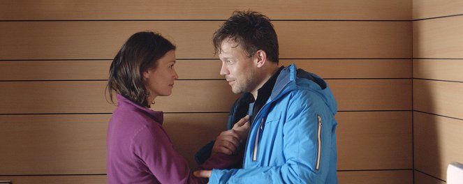 Snow Therapy - Film - Lisa Loven Kongsli, Johannes Bah Kuhnke