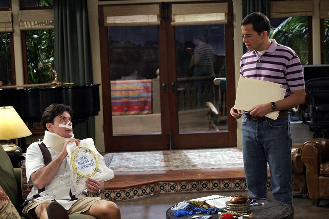 Two and a Half Men - Filmfotos - Charlie Sheen, Jon Cryer