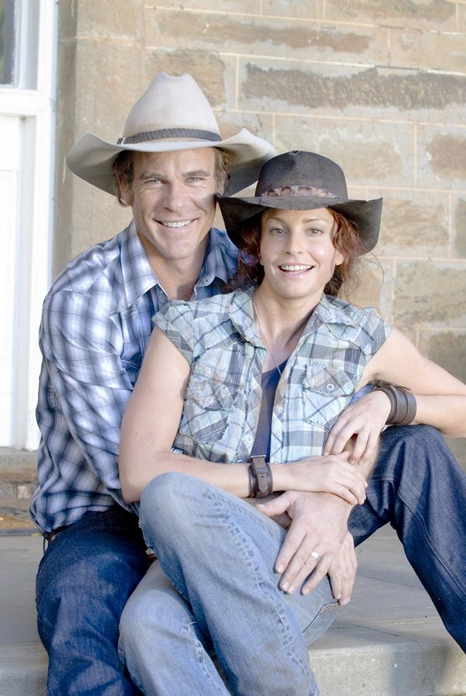 McLeod's Daughters - Promo - Aaron Jeffery, Simmone Mackinnon