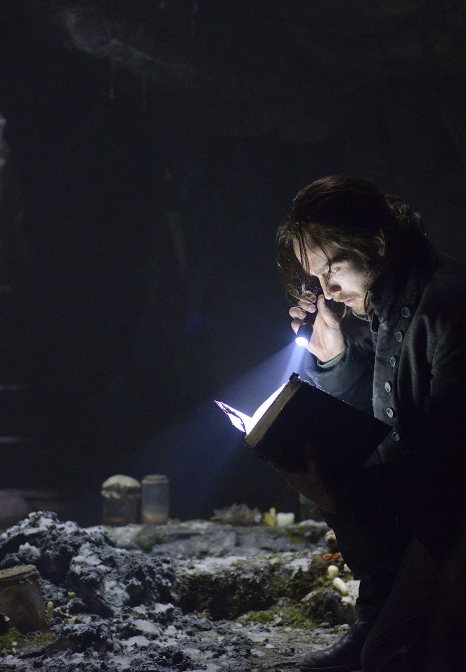 Sleepy Hollow - Pilot - De la película - Tom Mison