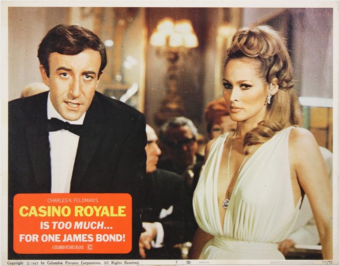 Casino Royale - Lobby karty - Peter Sellers, Ursula Andress