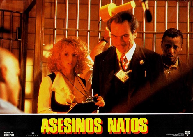 Tueurs nés - Cartes de lobby - Maria Pitillo, Tommy Lee Jones