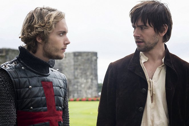 Reign - Season 1 - Hearts and Minds - Photos - Toby Regbo, Torrance Coombs