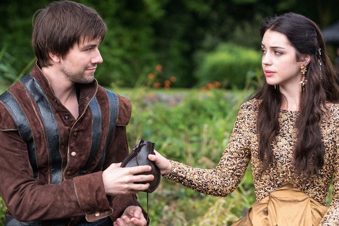 Reign - Frost - Filmfotos - Torrance Coombs, Adelaide Kane