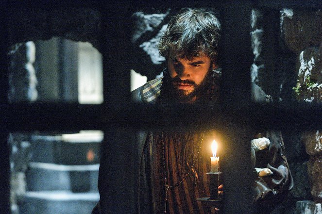 Reign - For King and Country - Van film - Rossif Sutherland