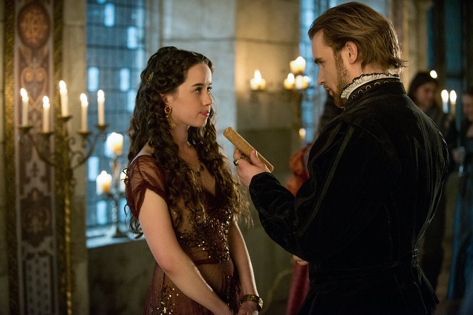 Reign - The Darkness - Photos - Anna Popplewell