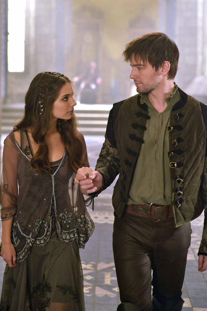 Reign - Liege Lord - Film - Caitlin Stasey, Torrance Coombs