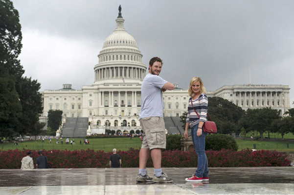 Odbor městské zeleně - Ms. Knope Goes to Washington - Z filmu - Chris Pratt, Amy Poehler