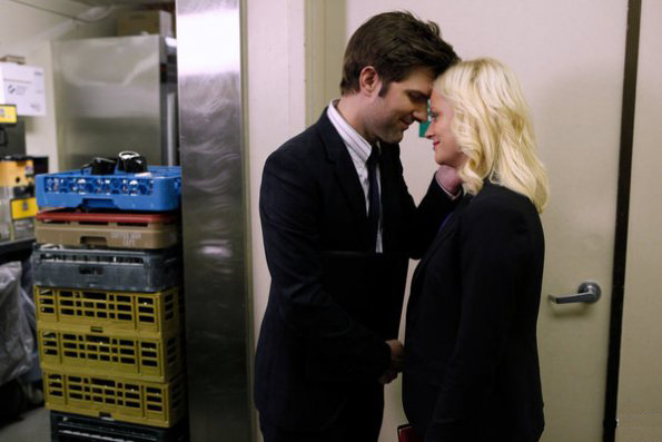 Parks and Recreation - Win, Lose, or Draw - Photos - Adam Scott, Amy Poehler