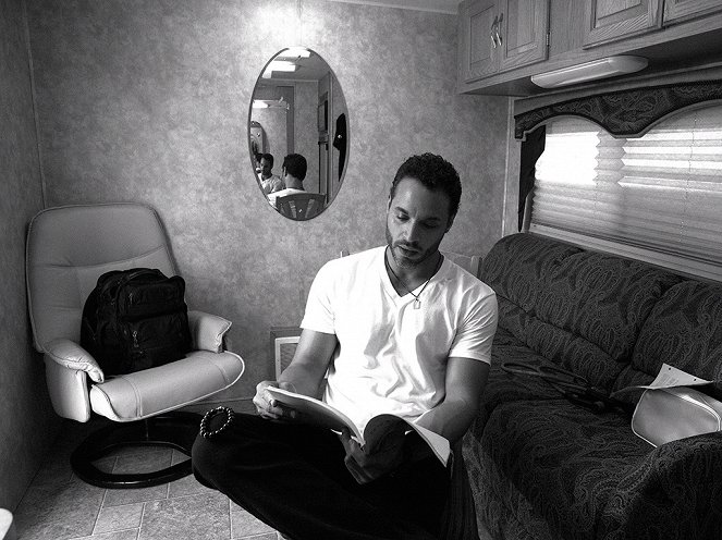 Graceland - Making of - Daniel Sunjata