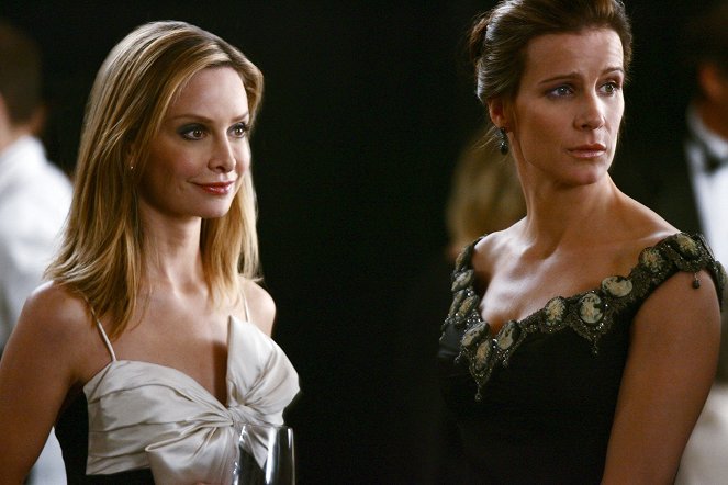 Brothers & Sisters - For the Children - Photos - Calista Flockhart, Rachel Griffiths