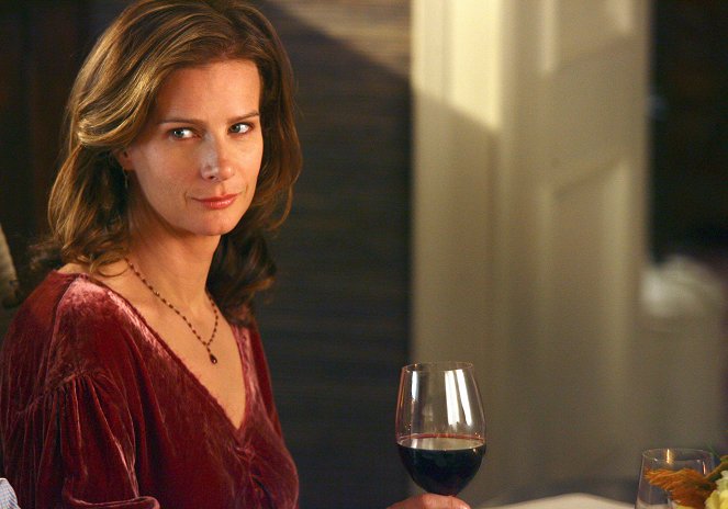 Brothers & Sisters - Mistakes Were Made: Part 2 - Z filmu - Rachel Griffiths