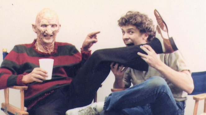 Painajainen Elm Streetillä 2 - Freddyn kosto - Kuvat kuvauksista - Robert Englund, Mark Patton