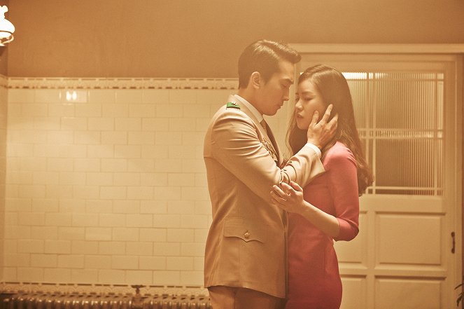 Obsessed - Photos - Seung-heon Song, Ji-yeon Lim
