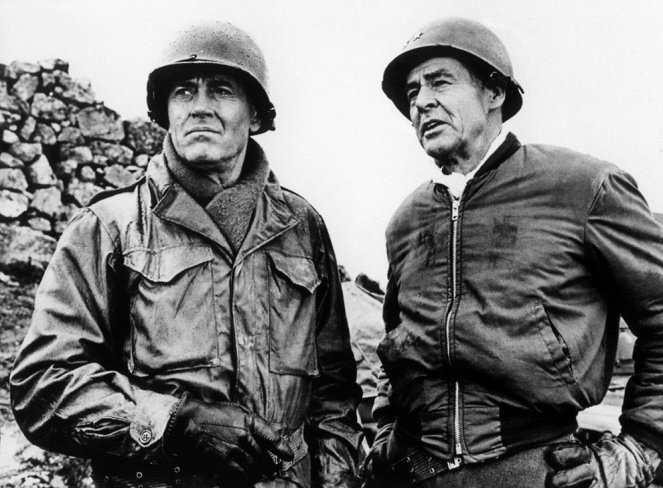 Bitwa o Ardeny - Z filmu - Henry Fonda, Robert Ryan