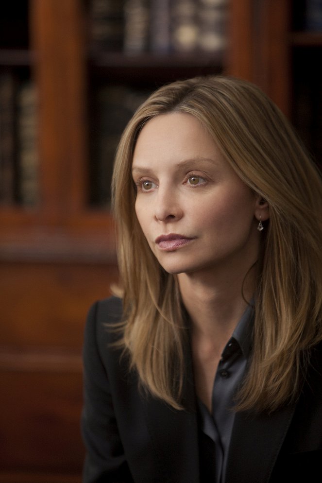 Brothers & Sisters - Scandalized - Photos - Calista Flockhart