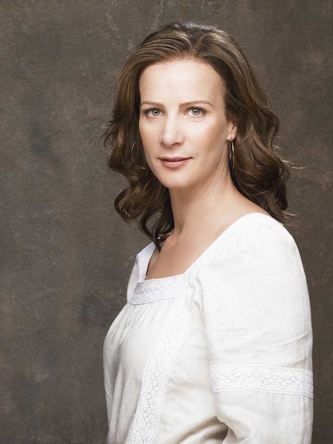 Brothers & Sisters - Promo - Rachel Griffiths