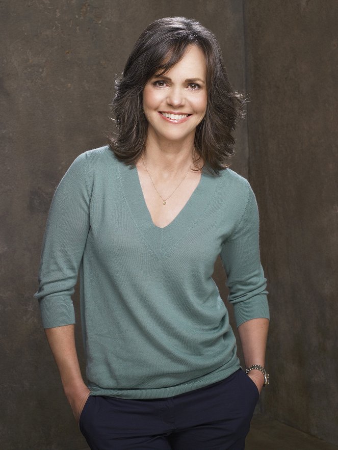 Brothers & Sisters - Promo - Sally Field
