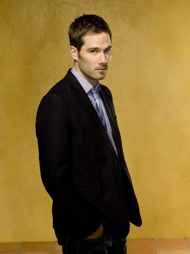 Brothers & Sisters - Promo - Luke Macfarlane