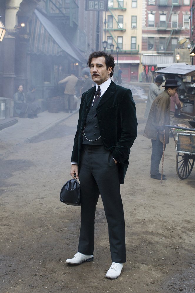 The Knick - Werbefoto - Clive Owen