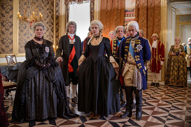 Catherine the Great - Episode 10 - Photos - Valeriy Kukhareshin, Yuliya Snigir, Viktor Terelya, Pavel Derevyanko