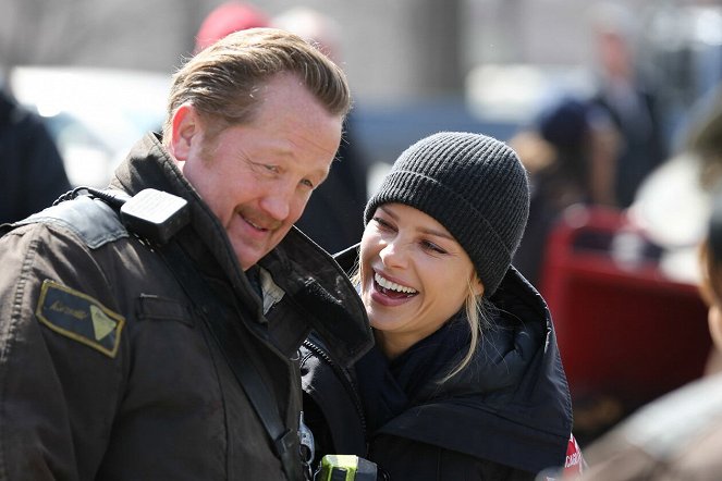 Chicago Fire - One More Shot - Making of - Christian Stolte, Lauren German