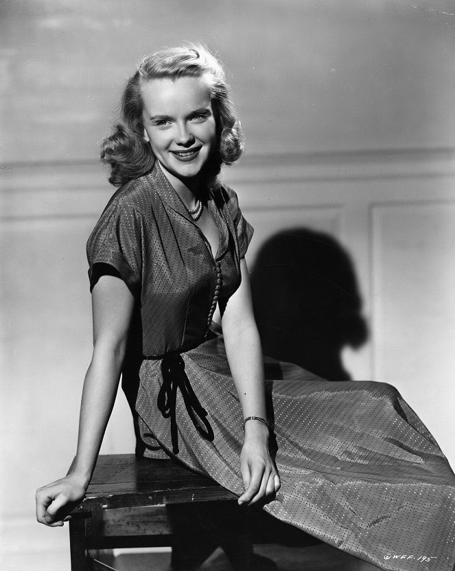 The Whistle at Eaton Falls - Z filmu - Anne Francis