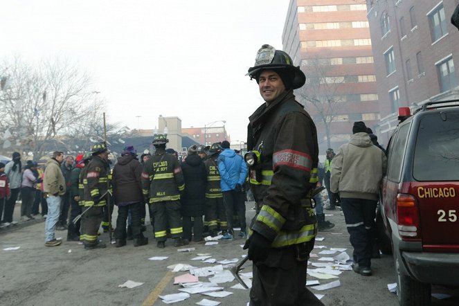 Chicago Fire - A Dark Day - Making of - Taylor Kinney