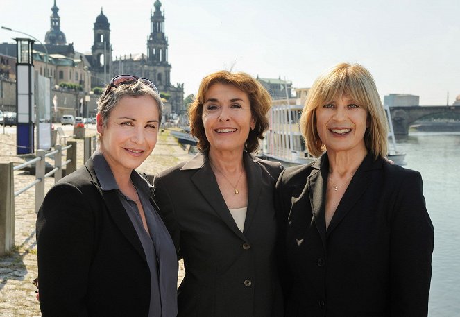 Herzdamen an der Elbe - Werbefoto - Katerina Jacob, Mona Seefried, Thekla Carola Wied