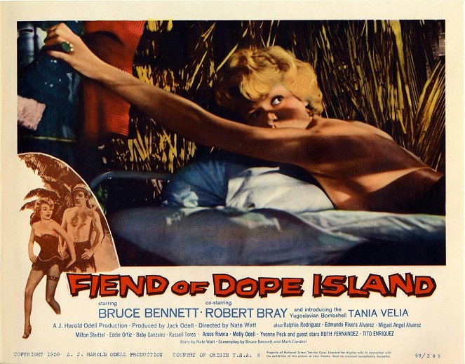 The Fiend of Dope Island - Vitrinfotók