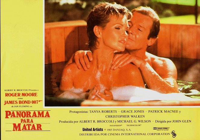 A View to a Kill - Lobby Cards - Fiona Fullerton, Roger Moore