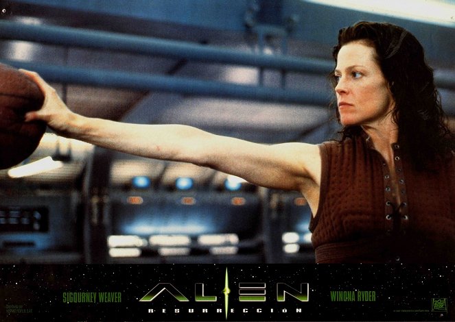 Alien - Die Wiedergeburt - Lobbykarten - Sigourney Weaver