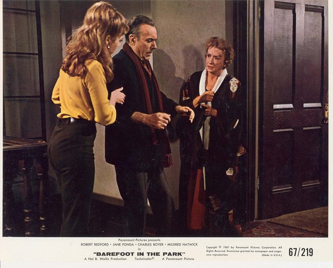 Barefoot in the Park - Cartões lobby - Charles Boyer, Mildred Natwick