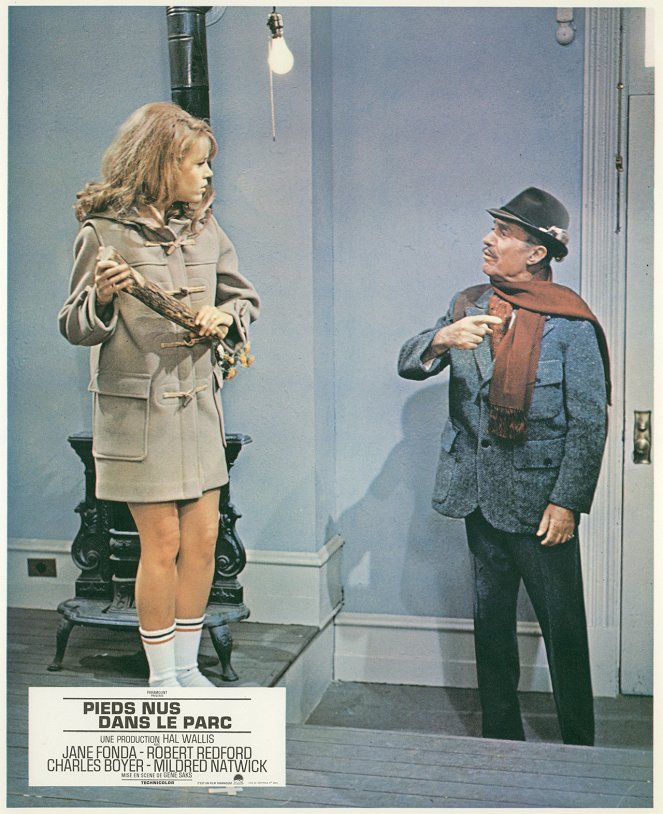 Bosé nohy v parku - Fotosky - Jane Fonda, Charles Boyer