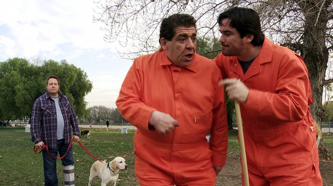 The Dog Who Saved Halloween - Van film - Gary Valentine, Joey Diaz, Dean Cain