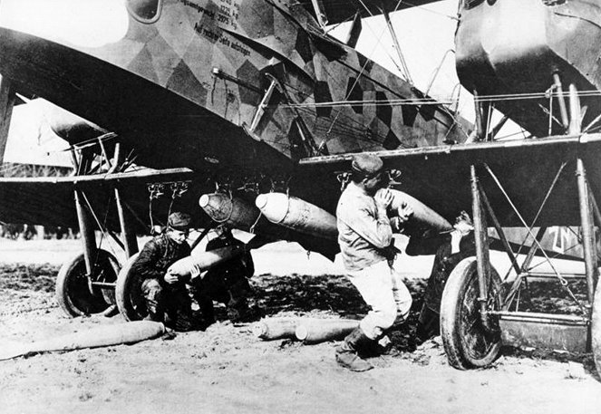 WWI: The First Modern War - Do filme