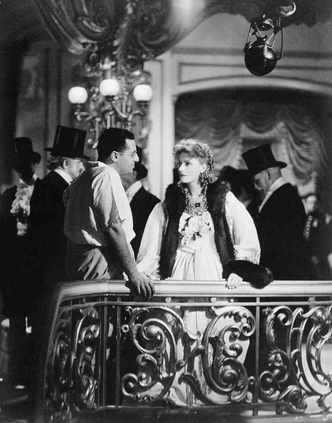 Le Roman de Marguerite Gautier - Tournage - George Cukor, Greta Garbo