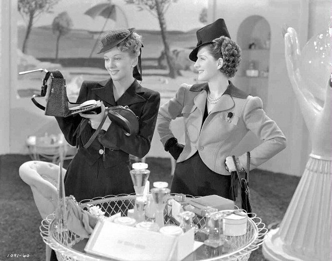 Az asszony - Filmfotók - Joan Fontaine, Norma Shearer