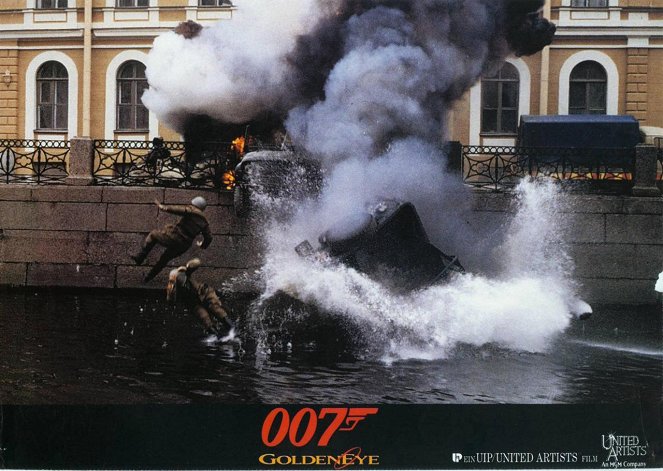 James Bond: Zlaté oko - Fotosky