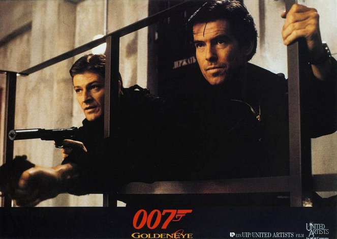 James Bond: Aranyszem - Vitrinfotók - Sean Bean, Pierce Brosnan
