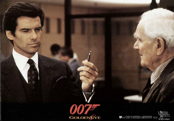007 - GoldenEye - Cartões lobby - Pierce Brosnan, Desmond Llewelyn