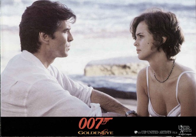 James Bond: Aranyszem - Vitrinfotók - Pierce Brosnan, Izabella Scorupco