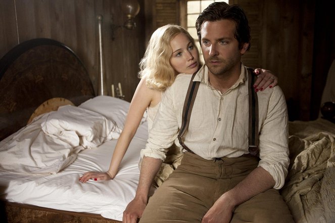 Serena - De la película - Jennifer Lawrence, Bradley Cooper