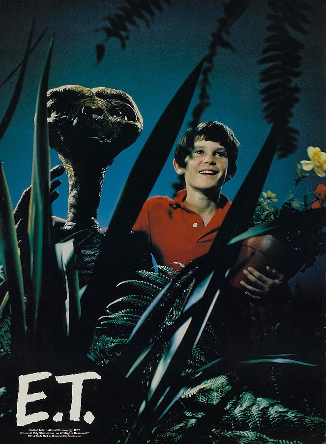 E.T.: The Extra-Terrestrial - Lobby Cards - Henry Thomas