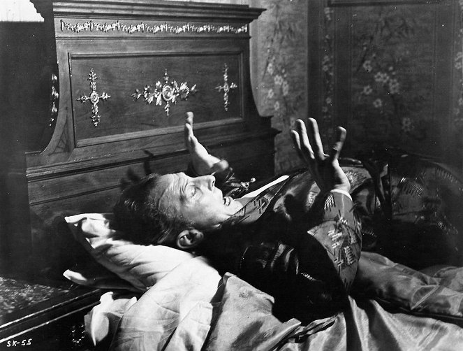 De duivelse schedel - Van film - Peter Cushing