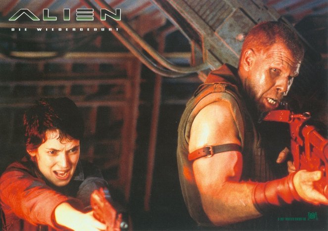 Alien, la résurrection - Cartes de lobby - Winona Ryder, Ron Perlman