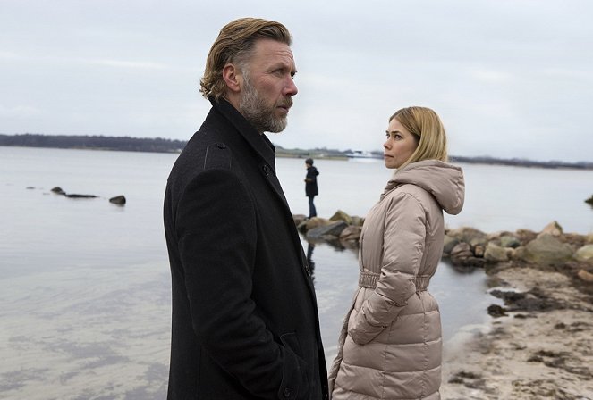 Alguien a quien amar - De la película - Mikael Persbrandt, Birgitte Hjort Sørensen