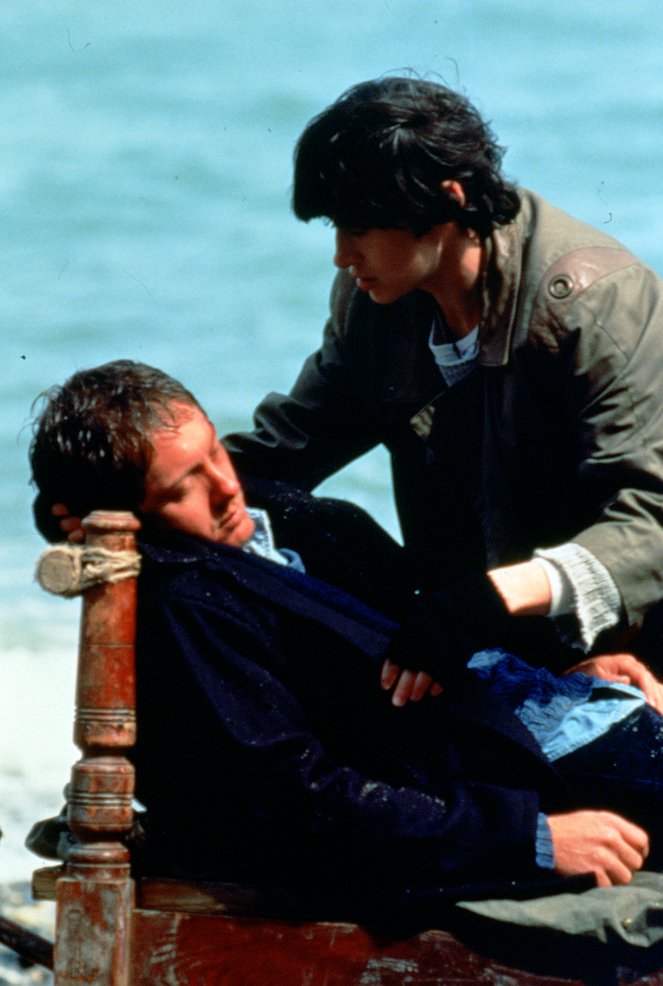 Driftwood - Der Liebe ausgeliefert - Filmfotos - James Spader, Anne Brochet