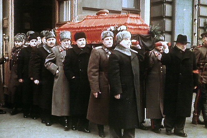 Stalins Tod – Das Ende einer Ära - Kuvat elokuvasta